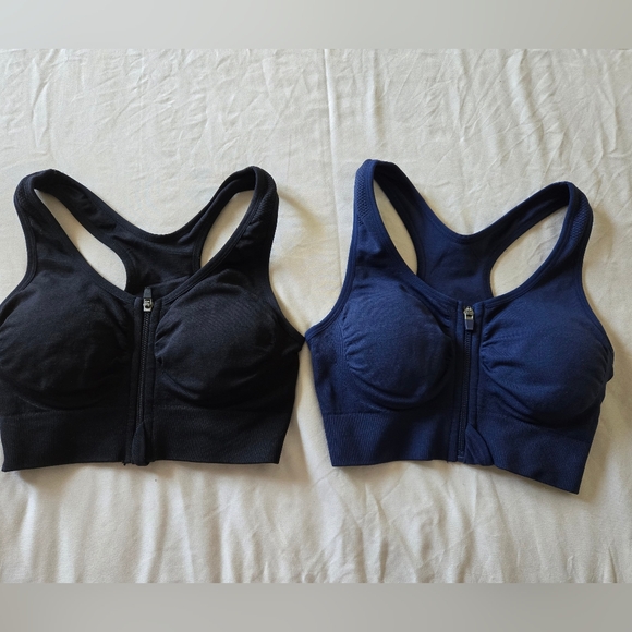 Sports bra - Picture 1 of 3